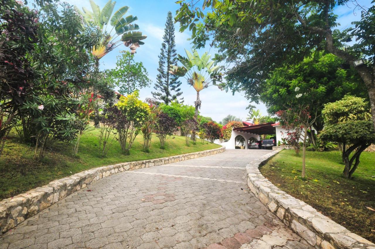 Sunset Gardens Villa Olon Luaran gambar
